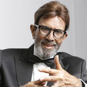 Rajesh Khanna thanks fans for prayers; recovering